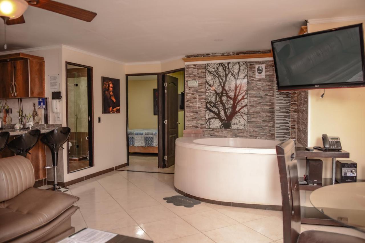 Calle 10 Suites Medellín Exterior foto
