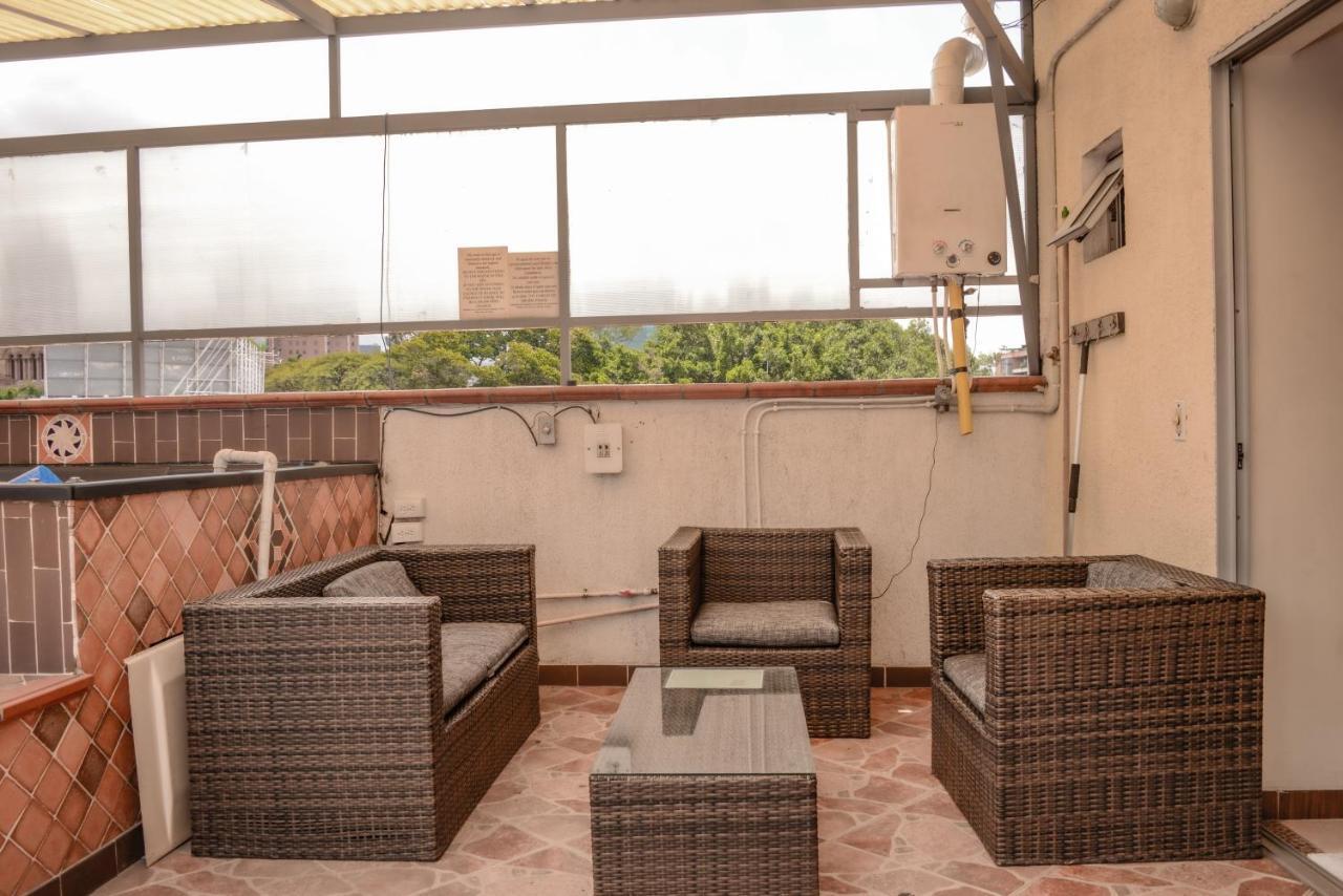 Calle 10 Suites Medellín Exterior foto